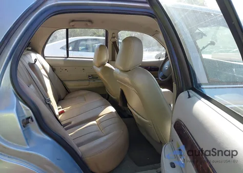 2005 Mercury Grand Marquis Ls/Lse from USA, damaged, VIN 2MEFM75W85X660749